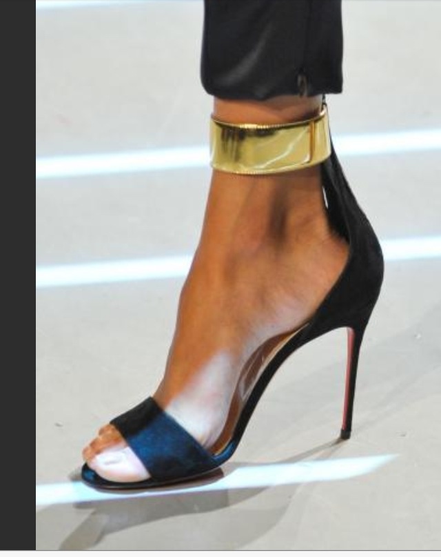 Fashionably Happy in Sleek, Strappy High Heels! | STRUTTING IN ...