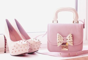 2vcrnw-l-610x610-bag-shoes-purses-studs-pastel-cute-shoes+bag-heels-spike